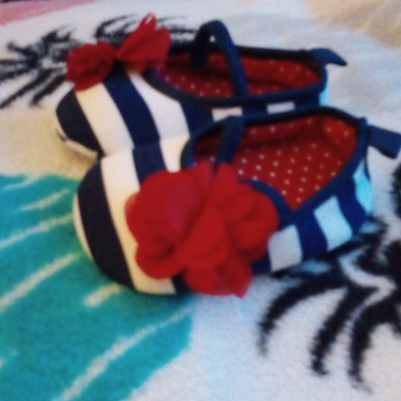 Baby shoes - Picture 3 of 5